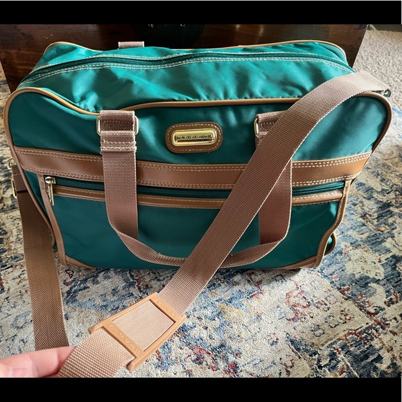Jaguar Bags Vintage Jaguar Travel Bag In Greenbrown Poshmark